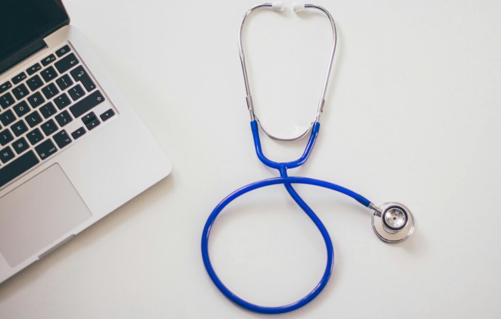 Choosing the Right Healthcare CRM Software: A Comprehensive Guide for Healthcare Professionals